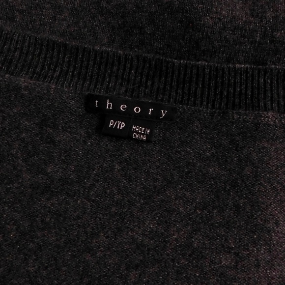 THEORY Demonte Royal Gray Cashmere Scoop Neck Sweater Pullover Knit P Tall XS - Picture 9 of 12